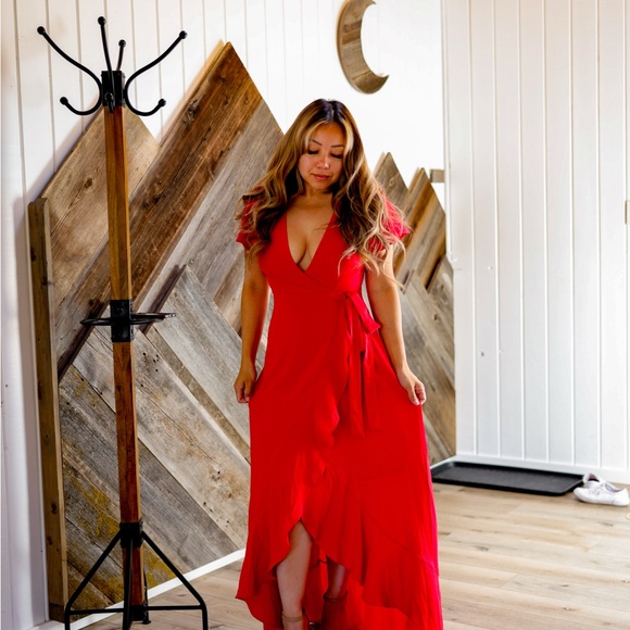 Elegant Red Wrap Dress - Picture 1 of 1
